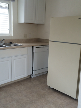 Kitchen - Prime Location 2-Bedroom Apartment Near CU & 28th Street