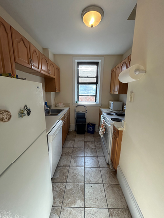 Kitchen - 3 Bed Available 9/1/26! *CONTACT NOAH 603-470-8181 Apartments