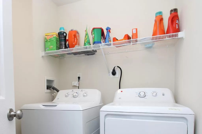 Dryer/washer - 1515 N Bouvier Street #2 Duplex