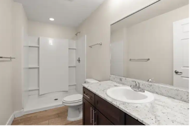 Kitchen - East Village Flats