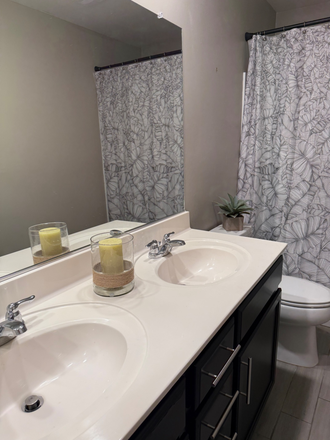  - Room for let close to campus