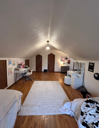 Bedroom - Spring 2026 Sublease! Furnished Two Person Room in House on the Hill 3 minute walk to campus