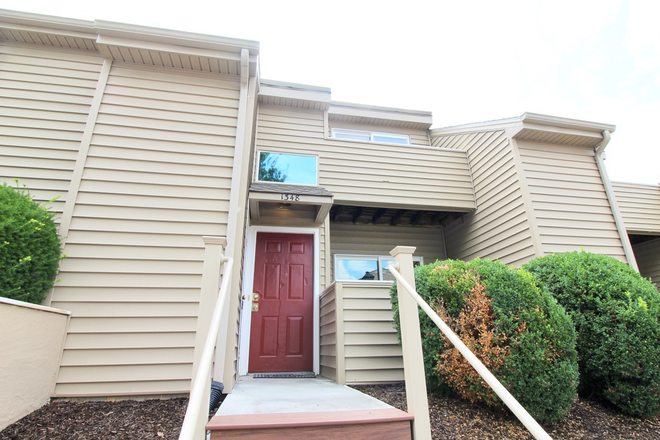 front of home - Rent an entire floor to yourself! -  1348 Bradley Drive - Walking Distance to JMU Townhome