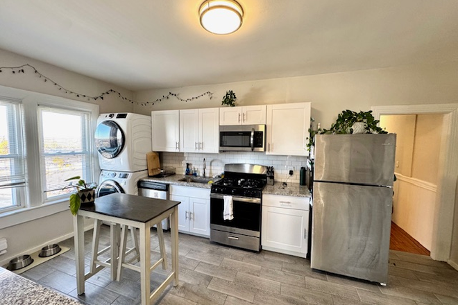 kicthen - 3 bed east side Flexible lease term