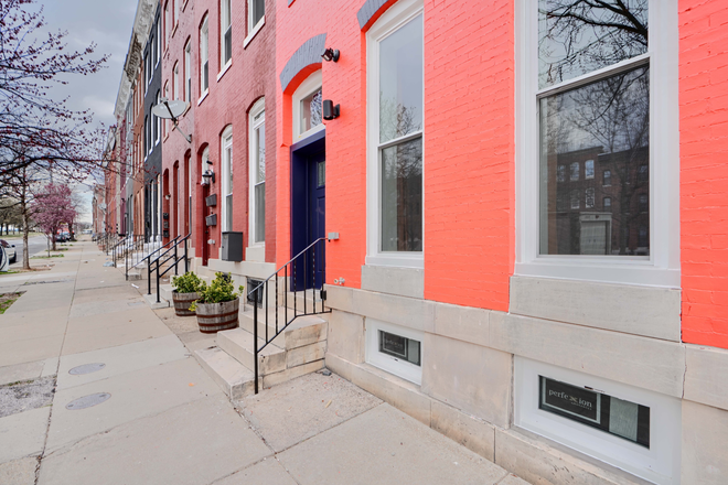 Front of House - Alchemy Homes, close to all major college and hospital campus'