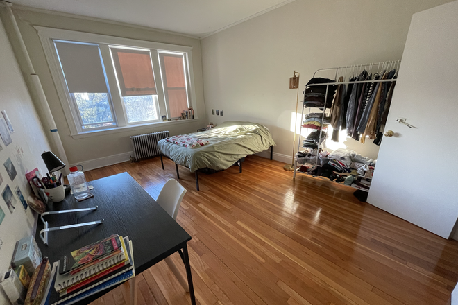 Bedroom - Apartment near BC campus and reservoir. On B line, near bus stops and campus shuttle