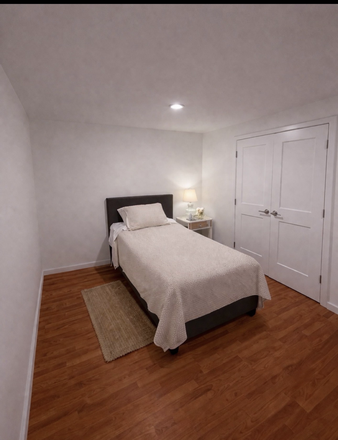 ROOM 2 WITH STORAGE CLOSET - Private Basement Suite Near Adelphi - Hofstra -NCC Apartments
