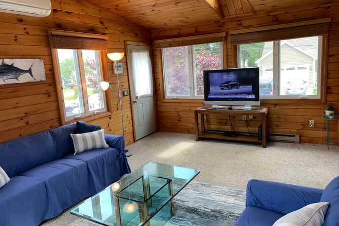 Living Area - 265 Kingstown Road House