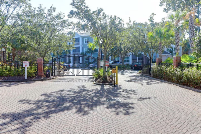 Front Gate - James Island Condo in Gated Complex with Covered Parking