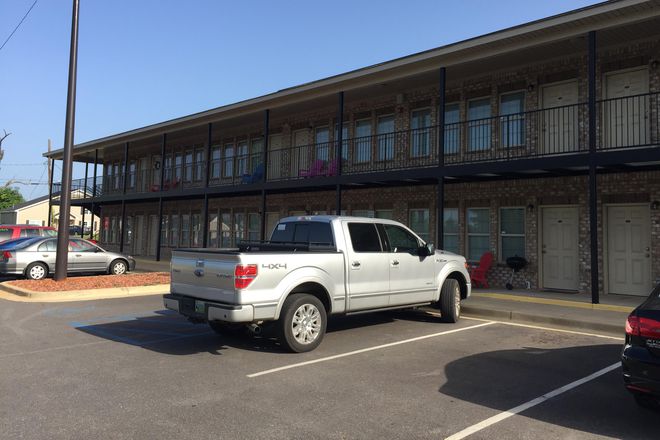 Front - Ashley Manor Apartments