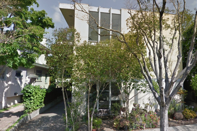 Exterior: 2745 Stuart Street - Close to UC, Top-floor 1BD/1BA furnished apartment in the Elmwood on a quiet, tree-lined street