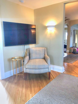Living Room - 512 13th St NW - Grady & 13th