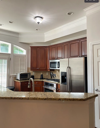 Kitchen - Clifton Heights Master Bedroom, walking distance from Emory