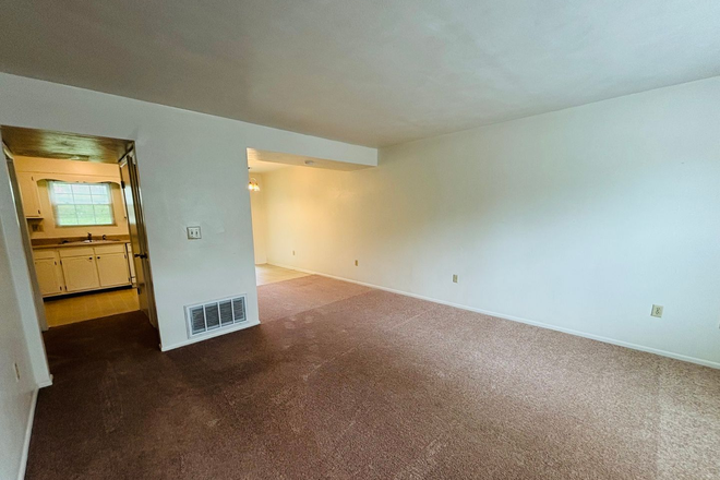  - 2 Bedroom, 1.5 Bath Townhouse