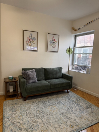 Living Room - 71 Symphony Road Apartments