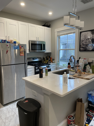 living - STUNNING 4 BED/2 BATH WITH IN-UNIT LAUNDRY, NO BROKER FEE!! 9/1/26!!!