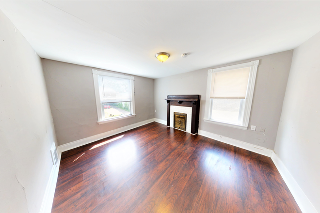 Bedroom - 2313 Stratford Avenue- 6 Bedroom Home!