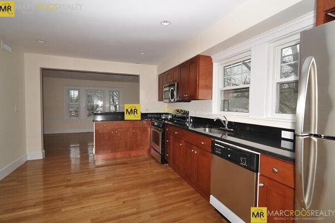 Call NOW for showings! 617-236-8600 - CROSBY RD - *9/1/2026* X-LARGE 5BR IN CH HILL NEAR BC W/ LNDRY IN BLDNG, RNTL PRKNG, 2 BATH, DECK!