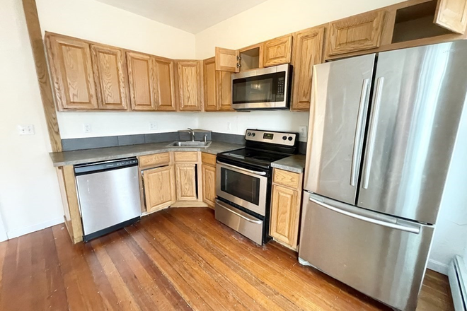 Kitchen - Beautiful 4 bed 1.5 bath on Folsom Ave! Avail. 9/1/25! Apartments