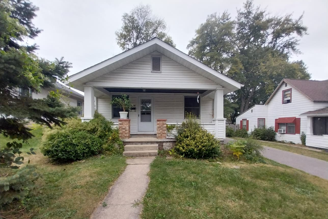 Outside street view - 616 S 15th St, Lafayette, House 2B/1B