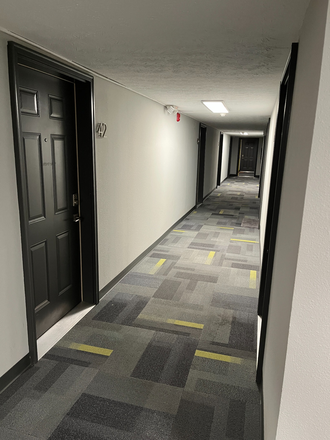 hall way - Studio Sublease