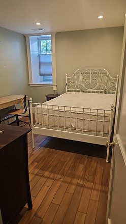 Bedroom - Female Roommate for 3 Bed 2 Full Baths, Laundry in Unit! Fully Furnished!!!