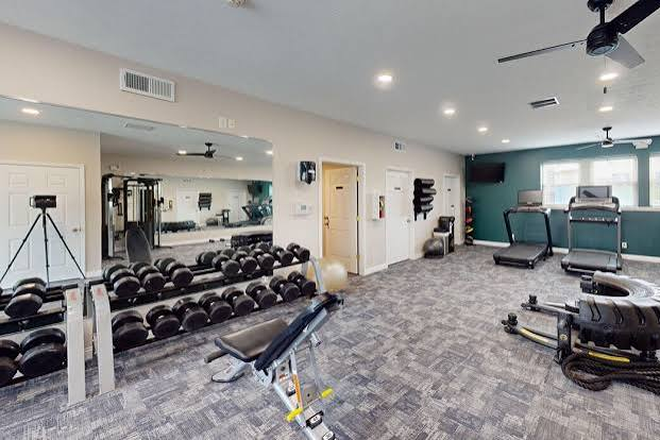 Fitness room - Fully Furnished 2B1B Fairway Apartments $599/month