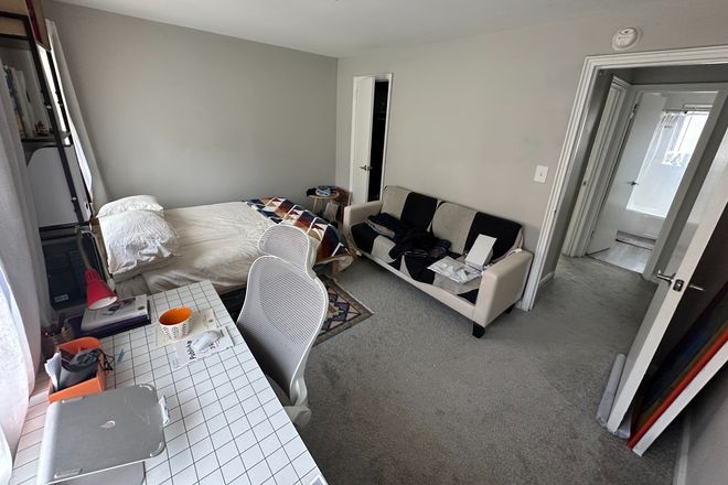 Bedroom - Large private bedroom in 2b1b Apartments