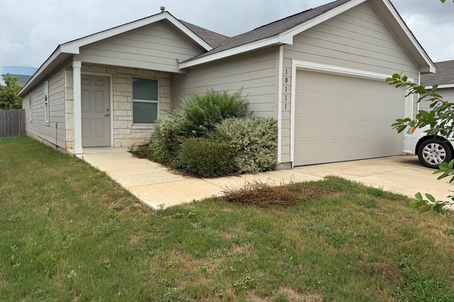 Home Sweet Home - Room for Rent in VIDA! Furnished and ALL fees included* Call for current PROMO price! House