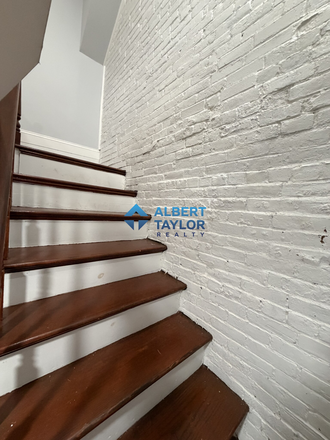 Stairwell - In-Unit Laundry - 3Bed/2Bath Duplex Unit! Steps from Campus Apartments