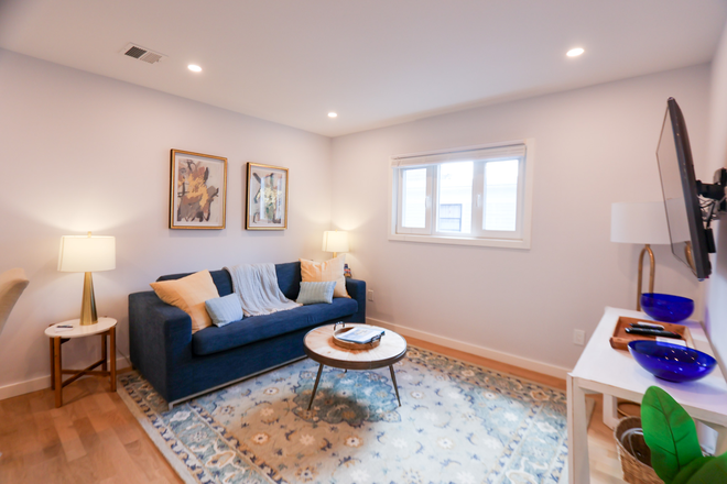 Living Room - THO752 Modern 2BR/2BA Gem near MIT | Central Cambridge Apartments
