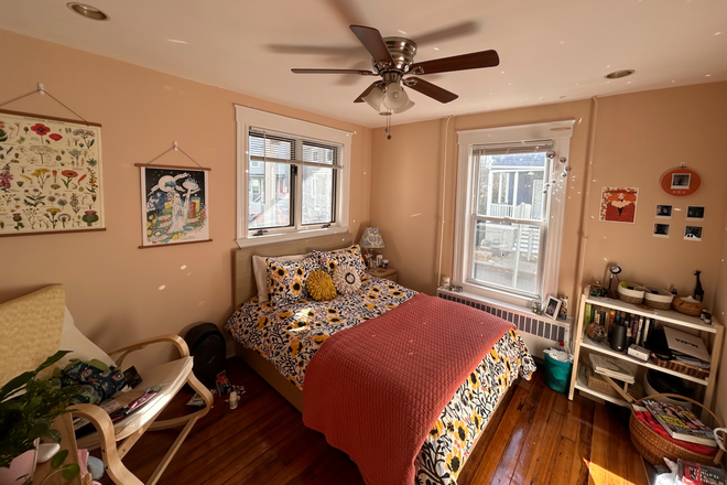 Bedroom - Cambridge Apartment - Central Sq near red line T stop