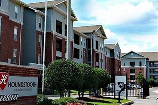 Houndstooth Condominiums - Houndstooth Condominiums - 1 Room available in 2 BR unit