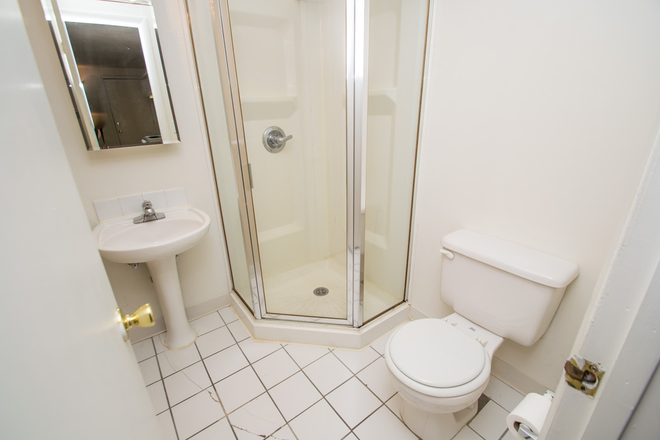 774 19th Street Unit 4 Bathroom - 774 19th Street Apartments