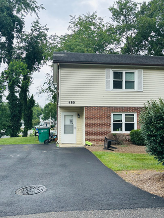  - 1064PH - 445-495 Miller Court Properties - M