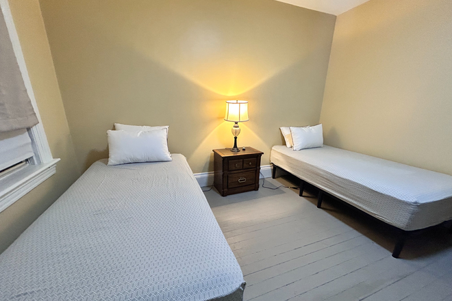 Bedroom #1 - Newly Renovated 2BDRM Apartment - 5 Min Walk from Thayer St