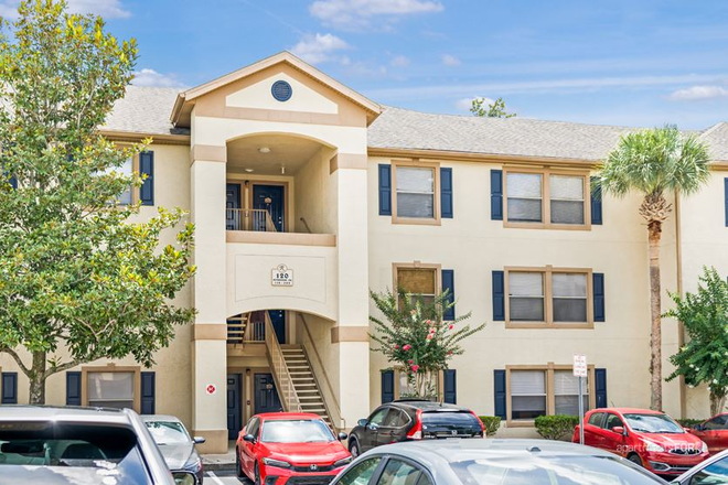 Apartments - Riverwind at Alafaya Trail Apartment