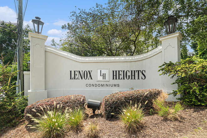 Community - Lenox Heights