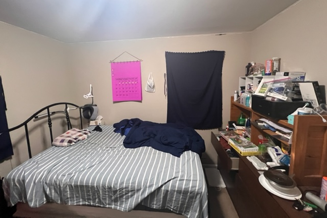 Bedroom - 5 Bedroom Home Less then 1 Mile from Campus! Available October 4, 2025! Looking for group of 4-5