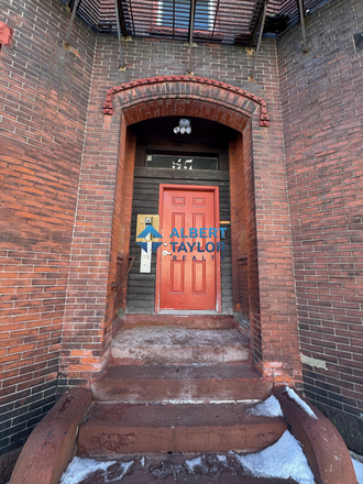 Exterior - Renovated 5 Bed 2 Bath in Fort Hill!! Cheaper Rent!!