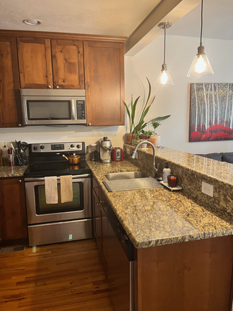 Kitchen - Charming half-duplex close to campus and to LoHi Duplex