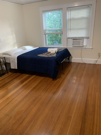 Bedroom - Last Minute Specials! Minutes to Harvard, MIT, BU & Tufts! Deluxe furnished Bedrooms from $1,100! Apartments