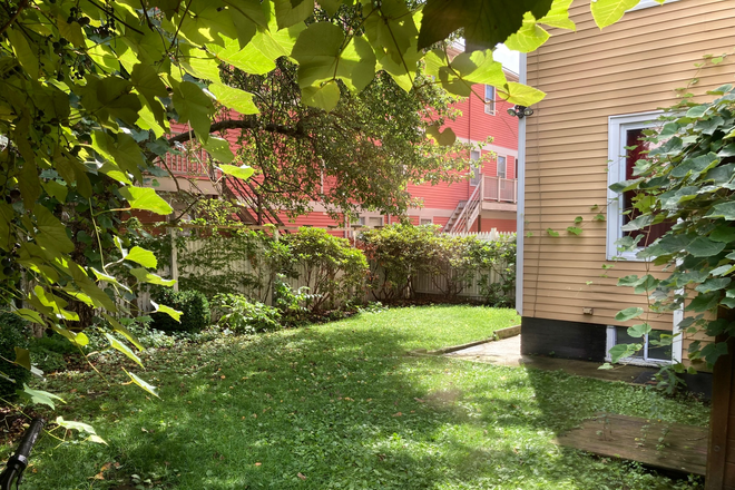 Garden - Cambridge/Kendall/MIT furnished Harvard/MIT/MGH/ Longwood researcher/postdoc/student Apartments