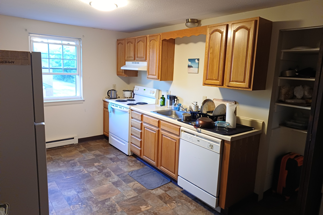 Kitchen - Lantern Court Apartments (Shared Housing)