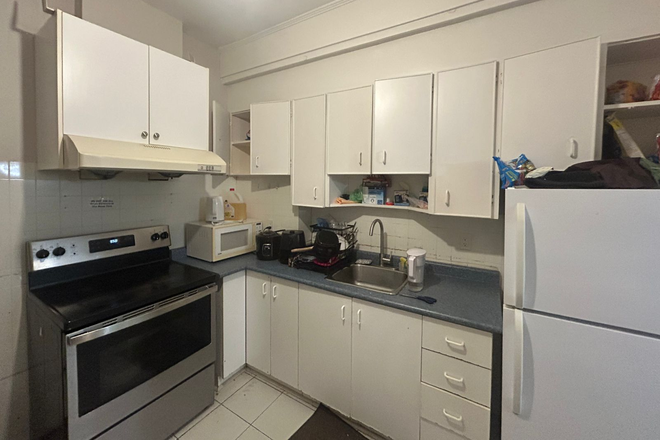 Kitchen - Fully furnished 1 bedroom in shared 3-bedroom Victorian, University/Annex area.