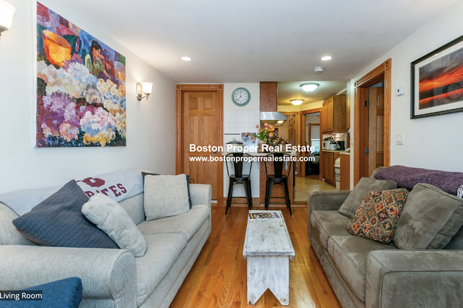 A - 3 BED WITH LIVING ROOM, ***NO BROKER FEES