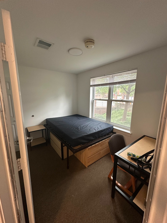 Bedroom - South Campus Commons 1, bedroom available in lovely corner unit Apartments