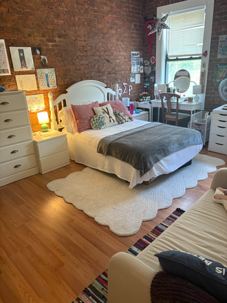 Bedroom - Private Bedroom in 4 Bed 2 Bath Apt. Sublet May 1-Aug 31