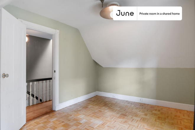 Photo - Private bedroom in 7 bed/2.5 bath Home