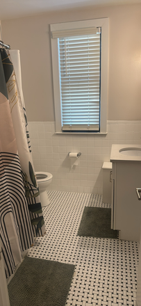 Shared Bath - The Rodman Apartments